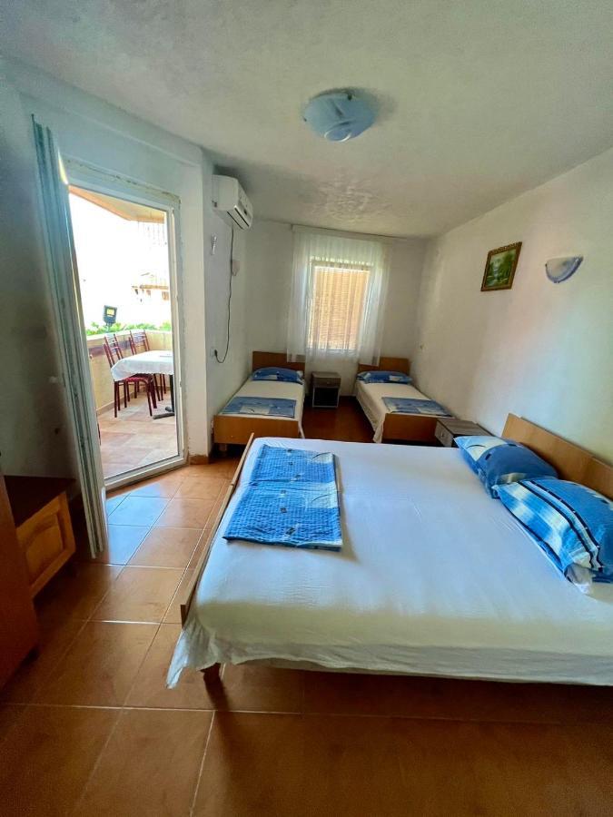 אולסינץ' Apartments Vila Fata מראה חיצוני תמונה