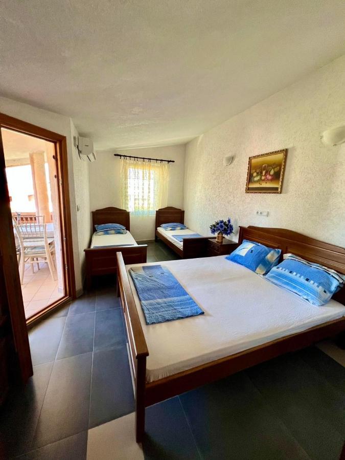 אולסינץ' Apartments Vila Fata מראה חיצוני תמונה