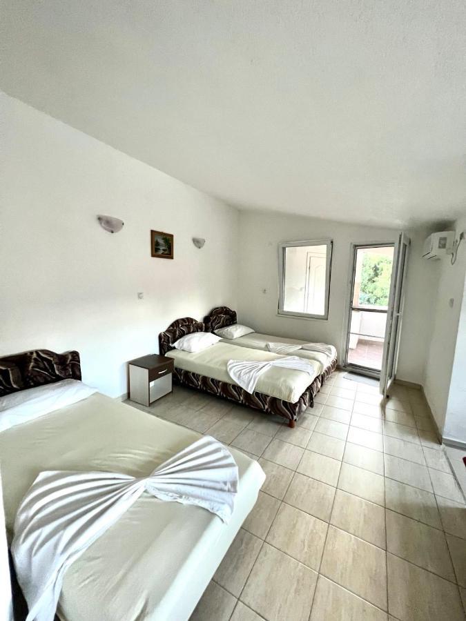 אולסינץ' Apartments Vila Fata מראה חיצוני תמונה